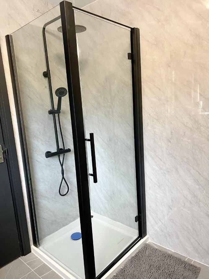 M Sisters Luxury Home In Ng6 Nottingham Extérieur photo